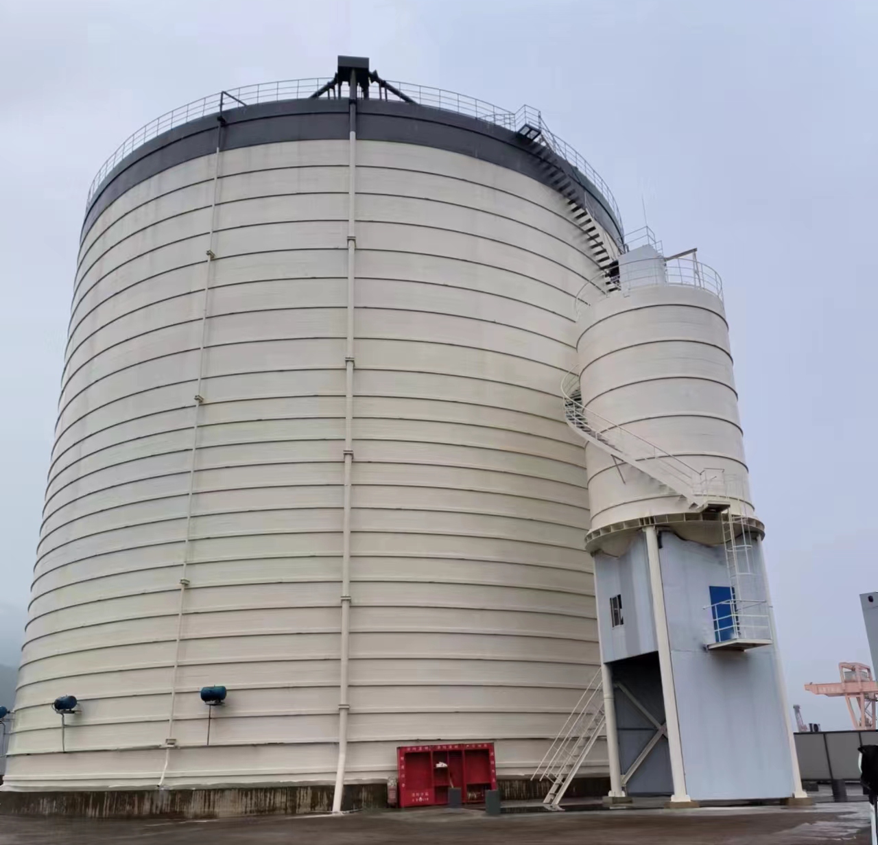 冷水滩10万吨水泥钢板库